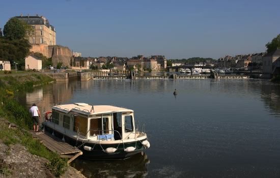 Hausboot auf der Sarthe