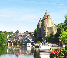 bei Schloss Josselin