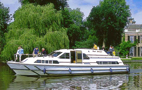 Hausboot Classique bei Loosdrecht