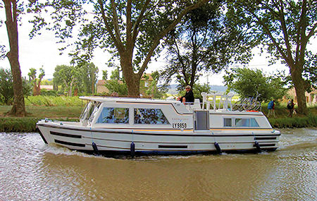 Hausboot Rialto - Hausbooturlaub für 4 Personen