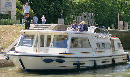 Hausboot Connoisseur  1325 FB - Modell A f&uuml;r 8 - 12 Personen