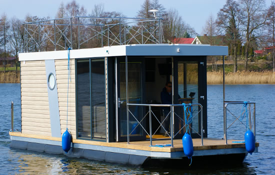 Hausboot Campi 300 - Bungalowboot für 2 - 3 Personen