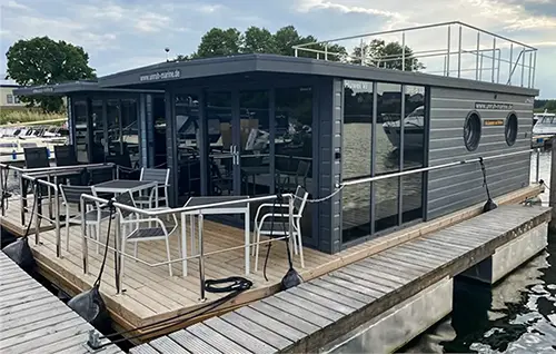 Hausboot 'La Mare Apart M' 