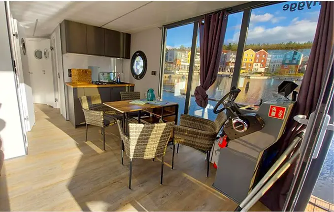 Bungalowboot 'La Mare Apart LL'