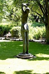 Skulptur im Park von Veurne