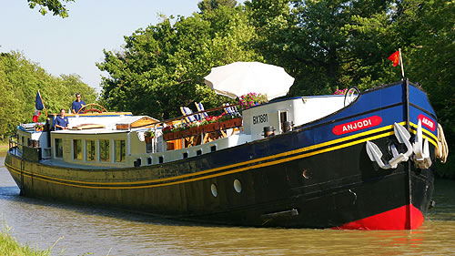 Hotelschiff L'Impressioniste auf dem Canal du Borugogne