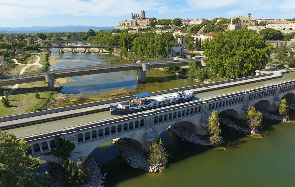 Hotelschiff 'Anjodi' bei Beziers