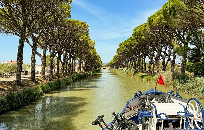 Hotelschiff 'Anjodi' auf dem Canal du Midi