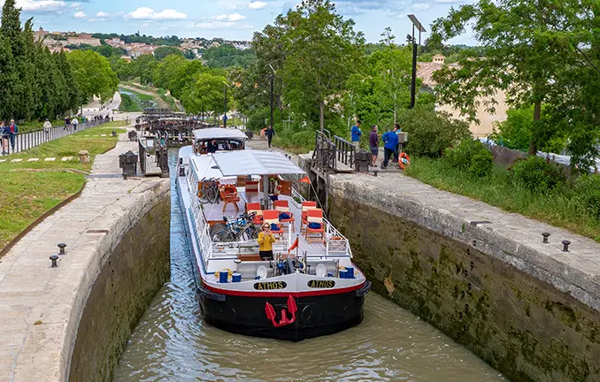 Hotelschiff 'Enchanté' auf dem Canal du Midi
