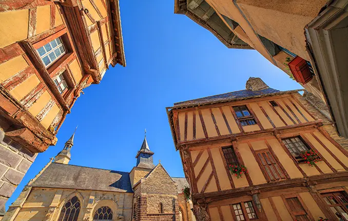 Fachwerkhäuser in Malestroit, Bretagne