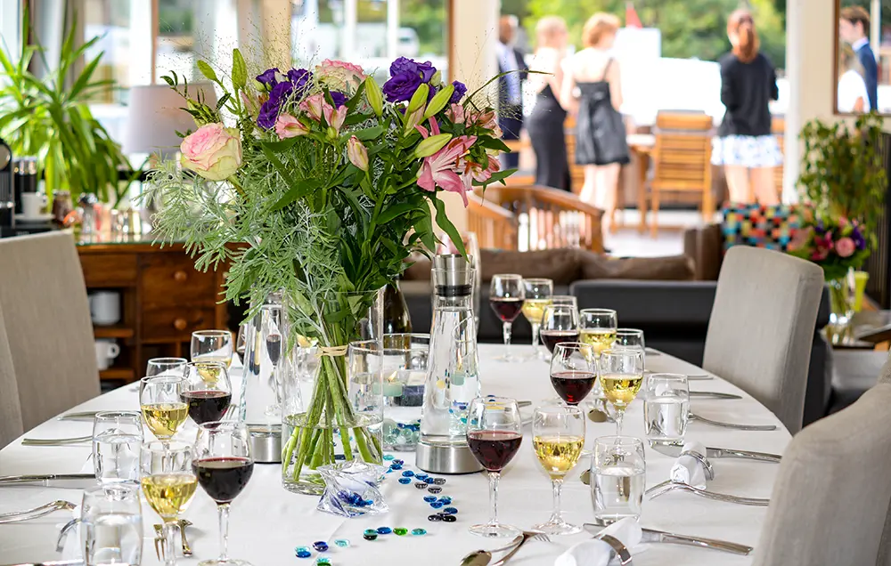 Hotelschiff Finesse - gedeckter Tisch