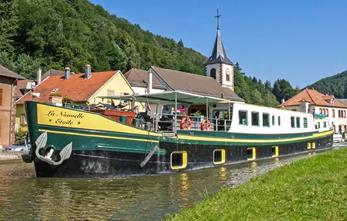 Hotelschiff 'La Nouvelle Etoile' auf der Themse