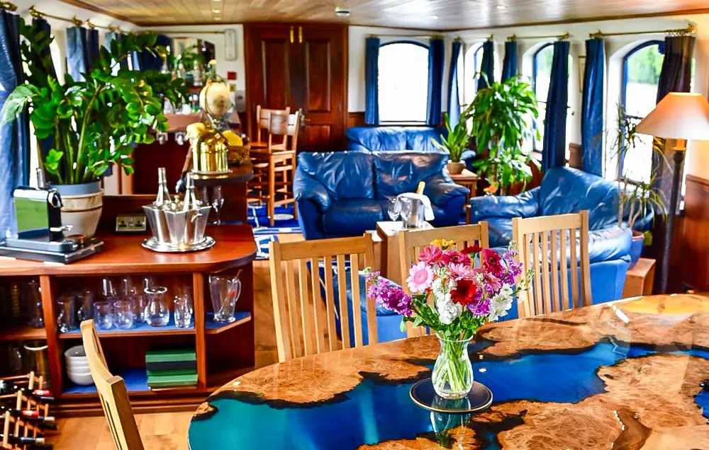Hotelschiff Magna Carta - unter Deck