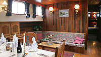 Salon auf dem Hotelschiff "Nymphea"