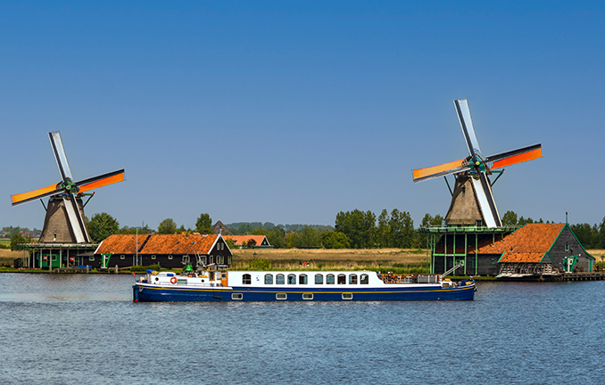 Hotelschiff 'Panache' in den Niederlanden