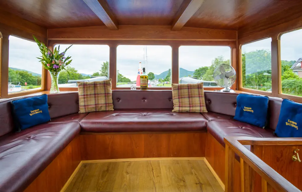 Hotelschiff 'Scottish Highlander' - Sitzplätze im Deckshaus