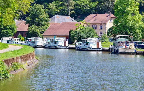 Urlaub mit dem Hausboot im Elsass