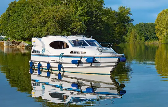 Hausboot Europa 300 mieten für einen Bootsurlaub in Holland