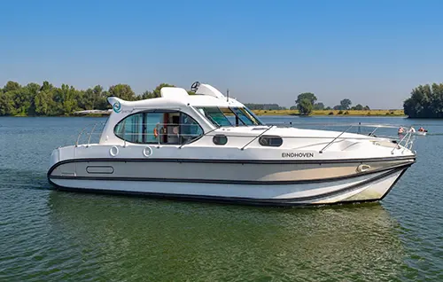 Hausboot Penichette am Steg