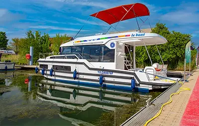 Hausboot 'Liberty' mit 2 Kabinen'