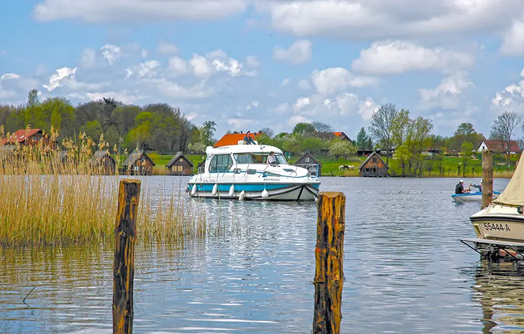 Hausboot 'Nicols' bei Mirow