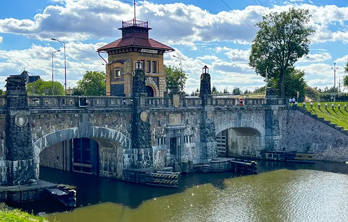 Staudamm bei Slapy Staudamm bei Slapy