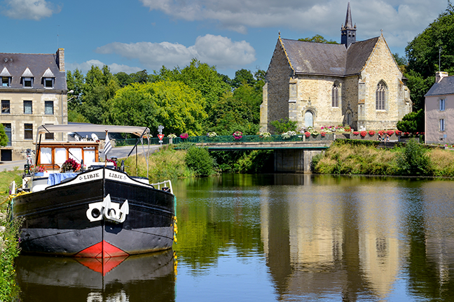 Bootstouren auf dem Canal du Nantes á Brest - Stopp in Rohan, Bretagne