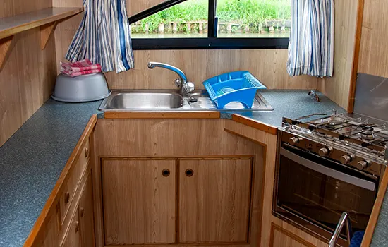 Hausboot Magnifique - Küche