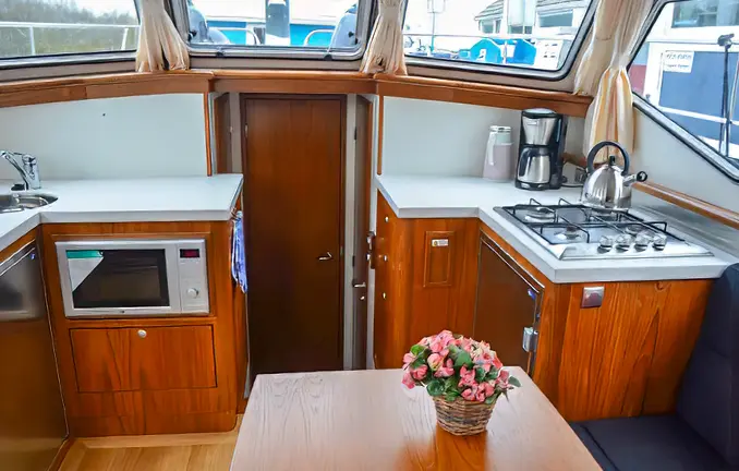 Motorboot 'Advantage 38'