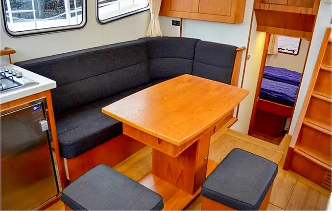 Motorboot 'Advantage 38'