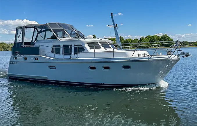 Motorboot 'Deluxe 42'