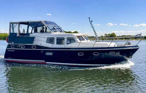 Motorboot 'Advantage 38'