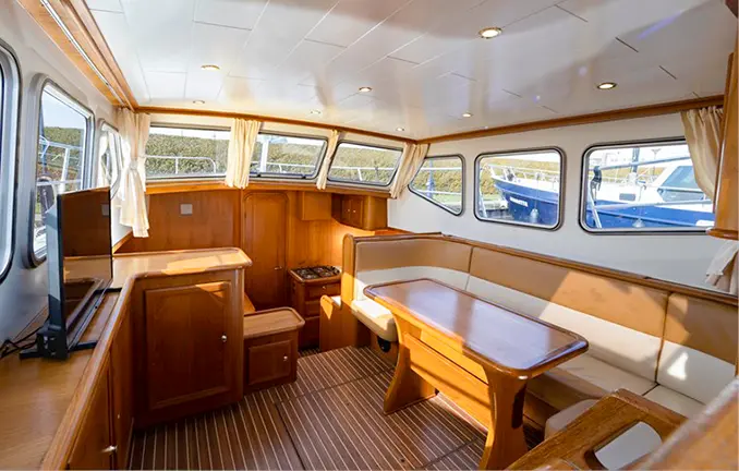 Motorboot 'Advantage 38'