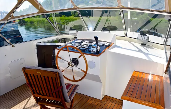 Motorboot 'Advantage 38'