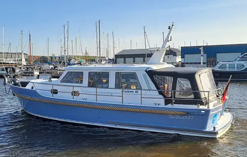 Motorboot 'Bravoure 40'