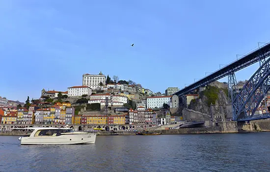 Hausboot Greenline vor Porto auf dem Douro