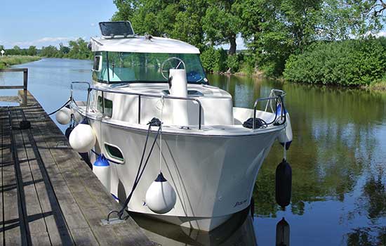 Delphia 800 - Hausboote in Frankreich