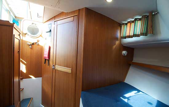 Gabriella auf dem Canal du Nivernais