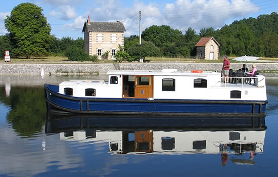 Hausboot EuroClassic mit 2 Kabinen - in Frankreich mieten
