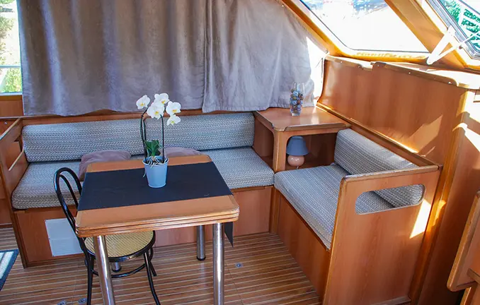 Hausboot 'America 43' 