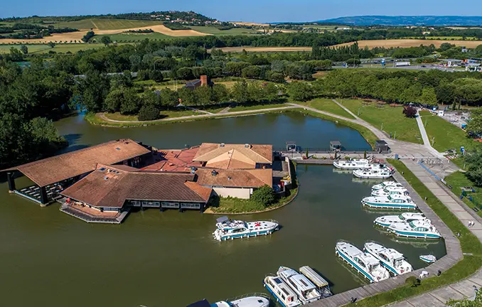 Charterstation in Port Lauragais (Philippe Benoist - hausboot-nicols.de) Charterstation in Port Lauragais