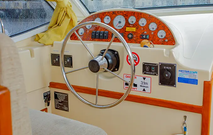 Hausboot 'Tipperary' Innensterustand