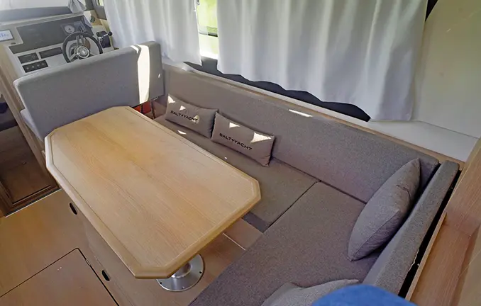 Hausboot 'Balt Yacht Grand 37' in der Lagune von Venedig