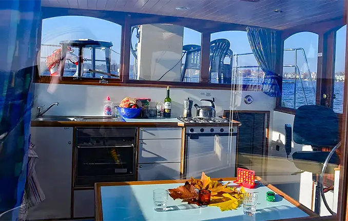 Kormoran 940 - Küche