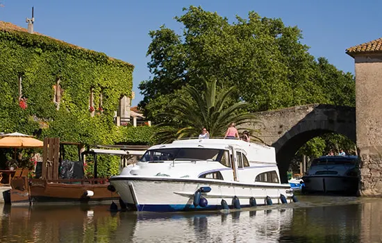Bootstour mit dem Hausboot auf dem Canal du Midi