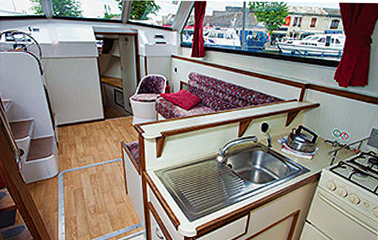 Hausboot Corvette - Salon