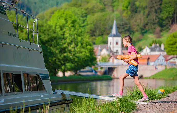 Hausboot im Elsass
