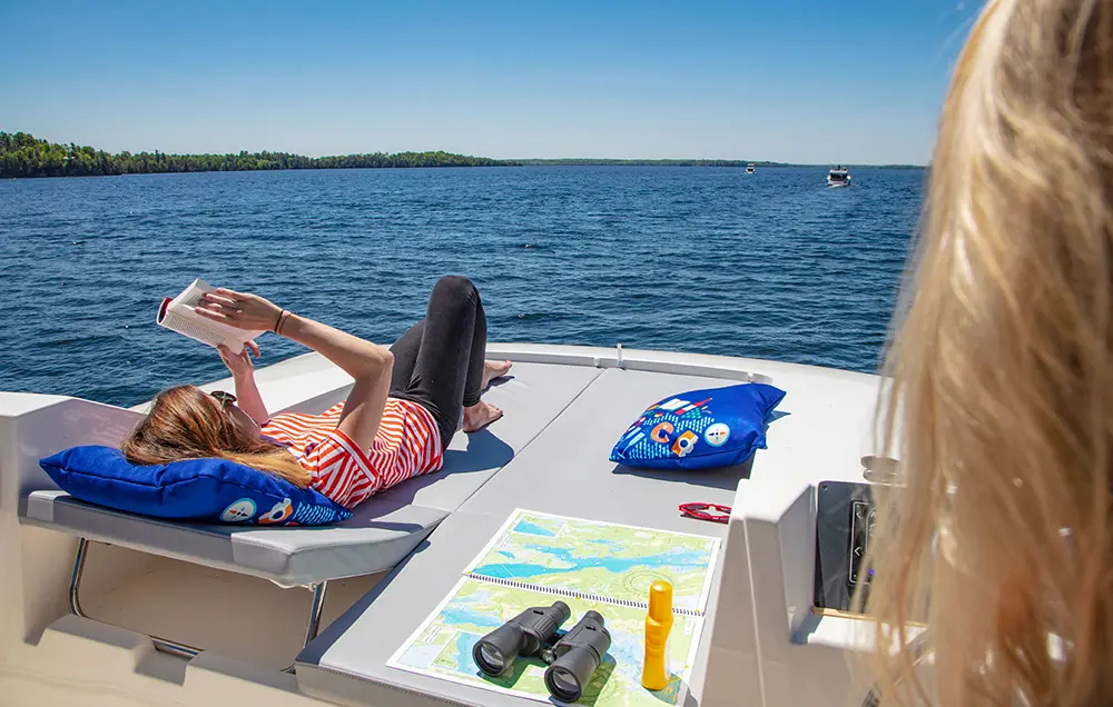 Hausboot 'Horizon 5' - Liegen an Deck