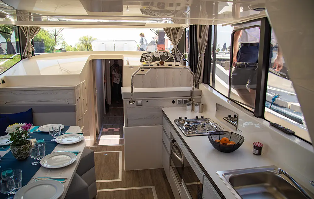 Hausboot 'Horizon 5'