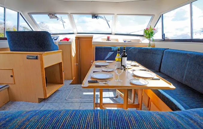 an Bord (unbekannt - leboat.com) Hausboot Shannon Star